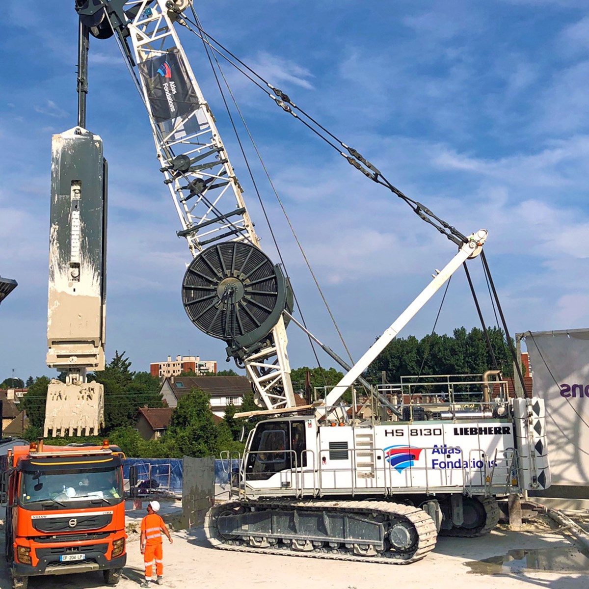 liebherr-hs-8130-hd-schlitzwandgreifer-slurry-wall-grab-hsg-5-18-france-atla.jpg