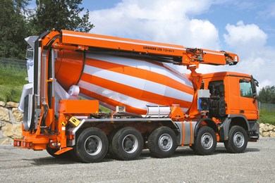 liebherr-truck-mixer-conveyor-ltb-12-4-1-2.jpg
